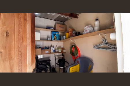 Casa à venda com 221m², 3 quartos e 3 vagasDepósito