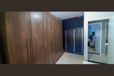 Casa à venda com 221m², 3 quartos e 3 vagasQuarto 2