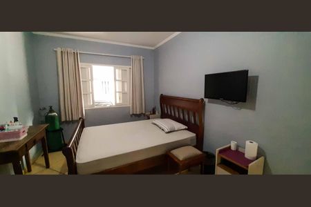 Casa à venda com 221m², 3 quartos e 3 vagasQuarto 1