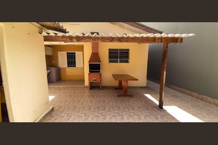 Casa à venda com 221m², 3 quartos e 3 vagasEspaço Gourmet