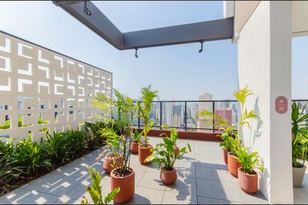 Studio à venda com 20m², 1 quarto e sem vaga Studio à venda com 20m², 1 quarto e sem vagaÁrea comum - Rooftop