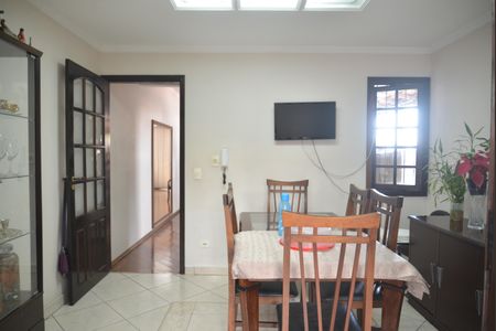 Casa à venda com 153m², 3 quartos e 3 vagasCozinha