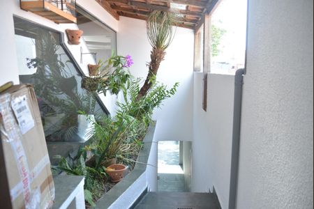 Casa à venda com 153m², 3 quartos e 3 vagasCorredor