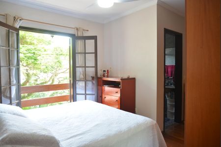 Casa à venda com 153m², 3 quartos e 3 vagasQuarto Suíte