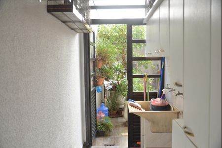 Casa à venda com 153m², 3 quartos e 3 vagasÁrea de Serviço