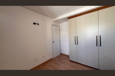 Apartamento à venda com 107m², 2 quartos e 2 vagas Apartamento à venda com 107m², 2 quartos e 2 vagasQuarto 1