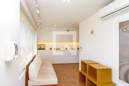 Apartamento para alugar com 32m², 1 quarto e 1 vaga Apartamento para alugar com 32m², 1 quarto e 1 vagaSpa