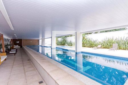 Apartamento para alugar com 32m², 1 quarto e 1 vaga Apartamento para alugar com 32m², 1 quarto e 1 vagaPiscina