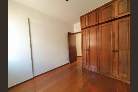 Apartamento à venda com 142m², 4 quartos e 2 vagas Apartamento à venda com 142m², 4 quartos e 2 vagasQuarto 3