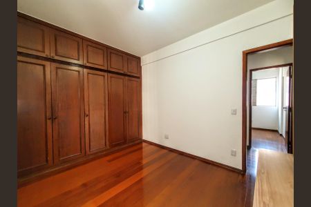 Apartamento à venda com 142m², 4 quartos e 2 vagas Apartamento à venda com 142m², 4 quartos e 2 vagasQuarto 3