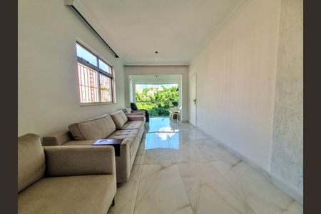 Apartamento à venda com 142m², 4 quartos e 2 vagas Apartamento à venda com 142m², 4 quartos e 2 vagasSala