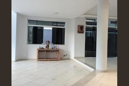 Casa à venda com 320m², 5 quartos e 5 vagas Casa à venda com 320m², 5 quartos e 5 vagasFoto 07