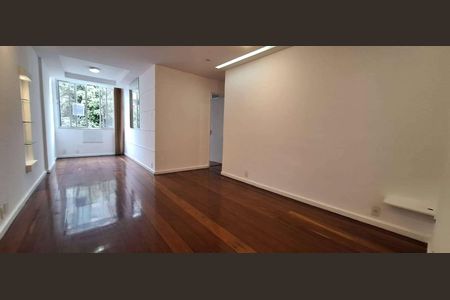 Apartamento à venda com 76m², 2 quartos e 1 vaga