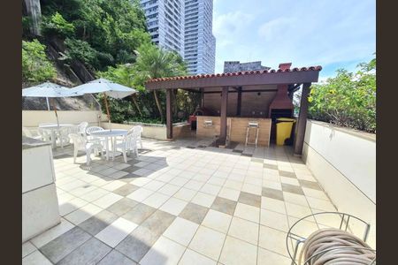 Apartamento à venda com 95m², 2 quartos e 1 vaga