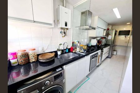 Apartamento à venda com 95m², 2 quartos e 1 vaga