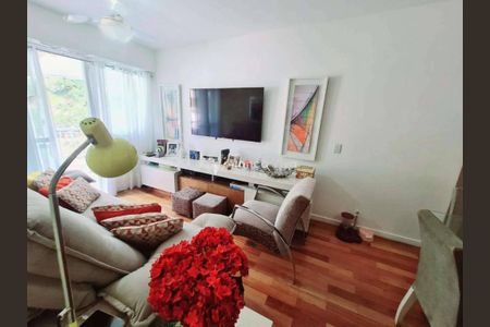 Apartamento à venda com 95m², 2 quartos e 1 vaga
