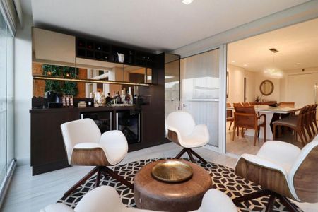 Apartamento à venda com 238m², 4 quartos e 4 vagas