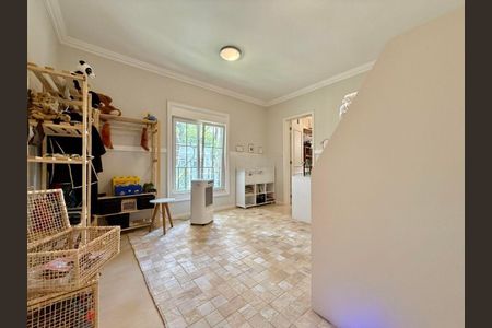 Casa de condomínio à venda com 350m², 3 quartos e 3 vagas