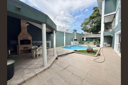 Casa de condomínio à venda com 350m², 3 quartos e 3 vagas