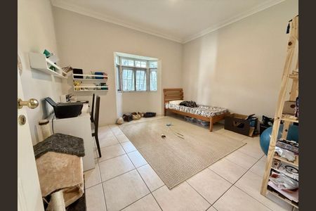 Casa de condomínio à venda com 350m², 3 quartos e 3 vagas