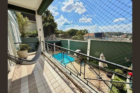 Casa de condomínio à venda com 350m², 3 quartos e 3 vagas