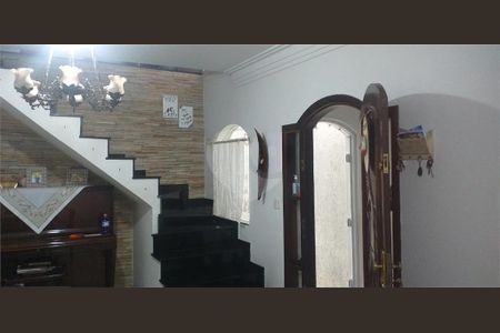 Casa à venda com 250m², 2 quartos e 3 vagas