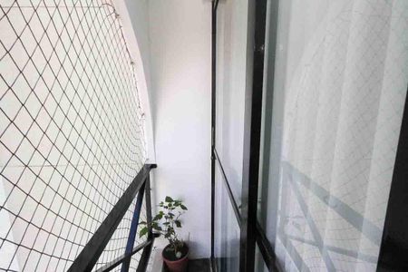 Apartamento à venda com 60m², 2 quartos e 1 vaga Apartamento à venda com 60m², 2 quartos e 1 vagaVaranda  Sala de jantar