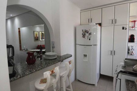 Apartamento à venda com 60m², 2 quartos e 1 vaga Apartamento à venda com 60m², 2 quartos e 1 vagaCozinha