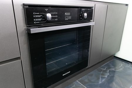Apartamento à venda com 84m², 3 quartos e 2 vagas Apartamento à venda com 84m², 3 quartos e 2 vagasCozinha - Forno
