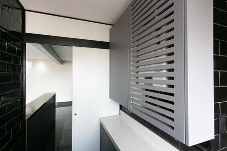 Apartamento à venda com 84m², 3 quartos e 2 vagas Apartamento à venda com 84m², 3 quartos e 2 vagasÁrea de Serviço