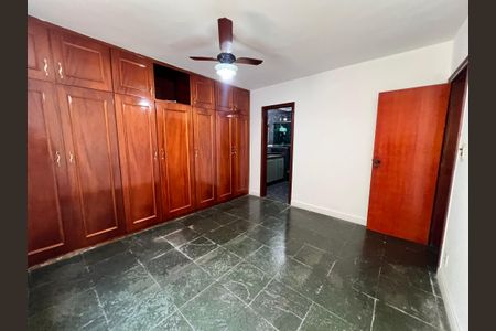 Casa para alugar com 322m², 3 quartos e 1 vaga Casa para alugar com 322m², 3 quartos e 1 vagaQuarto 3