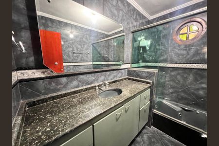 Casa para alugar com 322m², 3 quartos e 1 vaga Casa para alugar com 322m², 3 quartos e 1 vagaBanheiro 3