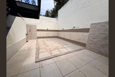 Casa para alugar com 322m², 3 quartos e 1 vaga Casa para alugar com 322m², 3 quartos e 1 vagaÁrea comum