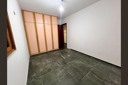Casa para alugar com 322m², 3 quartos e 1 vaga Casa para alugar com 322m², 3 quartos e 1 vagaQuarto 2