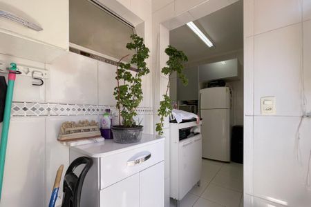 Apartamento à venda com 72m², 1 quarto e sem vaga Apartamento à venda com 72m², 1 quarto e sem vagaÁrea de Serviço