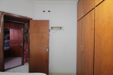 Apartamento à venda com 58m², 3 quartos e 1 vagaQuarto 2
