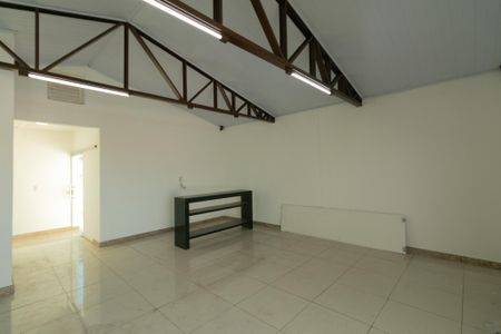 Casa à venda com 140m², 4 quartos e 3 vagasVaranda gourmet