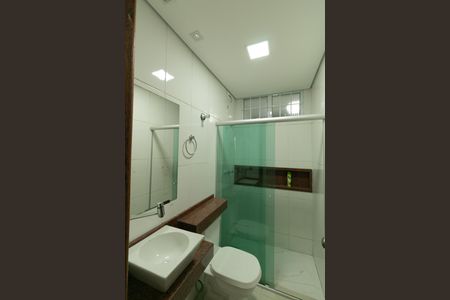 Casa à venda com 140m², 4 quartos e 3 vagasBanheiro Social 1