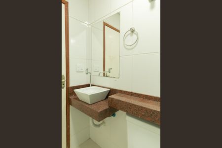 Casa à venda com 140m², 4 quartos e 3 vagasBanheiro Social 1