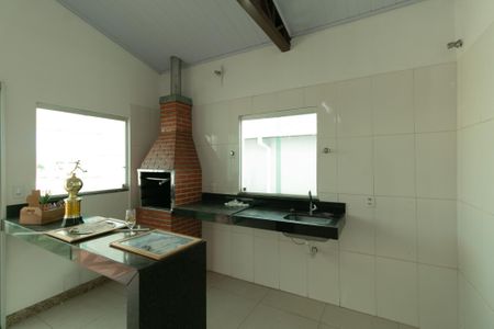Casa à venda com 140m², 4 quartos e 3 vagasVaranda gourmet