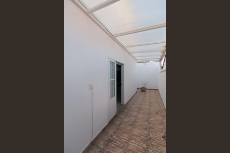 Casa à venda com 140m², 4 quartos e 3 vagasVaranda Suite