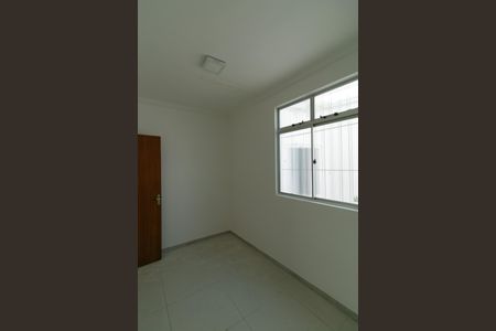 Casa à venda com 140m², 4 quartos e 3 vagasQuarto 2