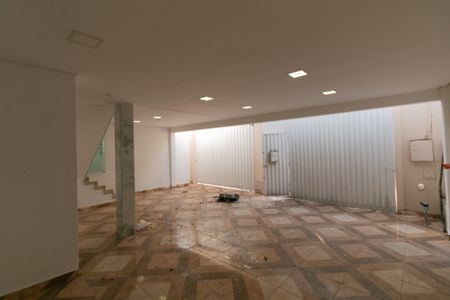 Casa à venda com 140m², 4 quartos e 3 vagasGaragem