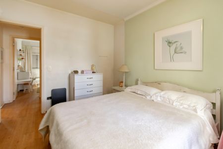 Apartamento à venda com 115m², 3 quartos e 2 vagas Apartamento à venda com 115m², 3 quartos e 2 vagasSuíte