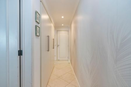 Apartamento à venda com 115m², 3 quartos e 2 vagas Apartamento à venda com 115m², 3 quartos e 2 vagasCorredor