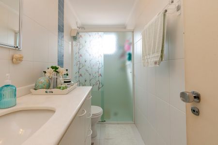 Apartamento à venda com 115m², 3 quartos e 2 vagas Apartamento à venda com 115m², 3 quartos e 2 vagasBanheiro