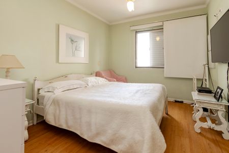 Apartamento à venda com 115m², 3 quartos e 2 vagas Apartamento à venda com 115m², 3 quartos e 2 vagasSuíte