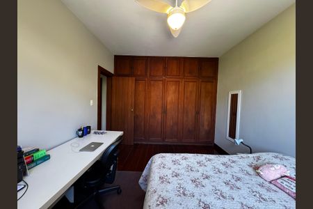 Casa à venda com 400m², 8 quartos e 5 vagas Casa à venda com 400m², 8 quartos e 5 vagasQuarto 1