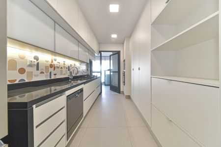 Apartamento à venda com 130m², 3 quartos e 2 vagasCozinha