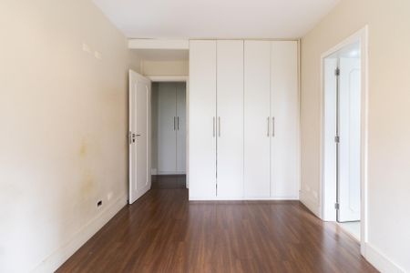Apartamento à venda com 179m², 4 quartos e 4 vagas